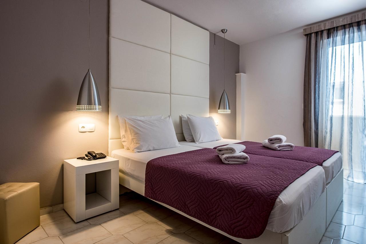 Galaxy Hotel Ierapetra  Exterior photo