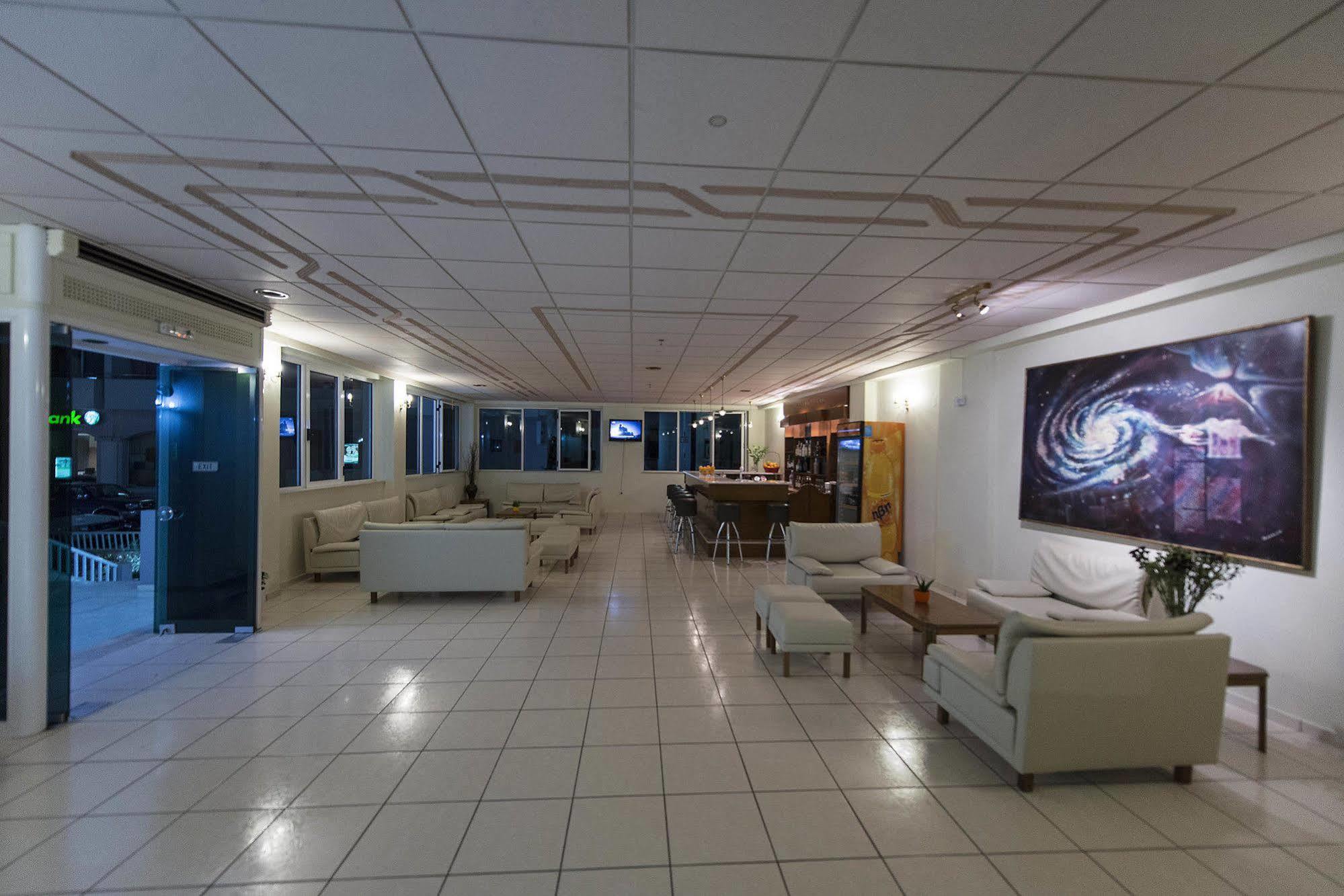 Galaxy Hotel Ierapetra  Exterior photo